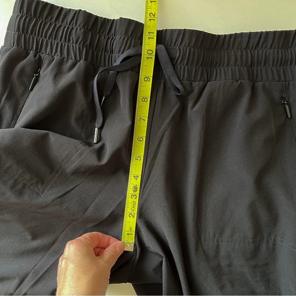 Chicos Zenergy Black Jogger Pants 0.5 (XS / 6) Athleisure Capsule Activewear - Picture 11 of 13